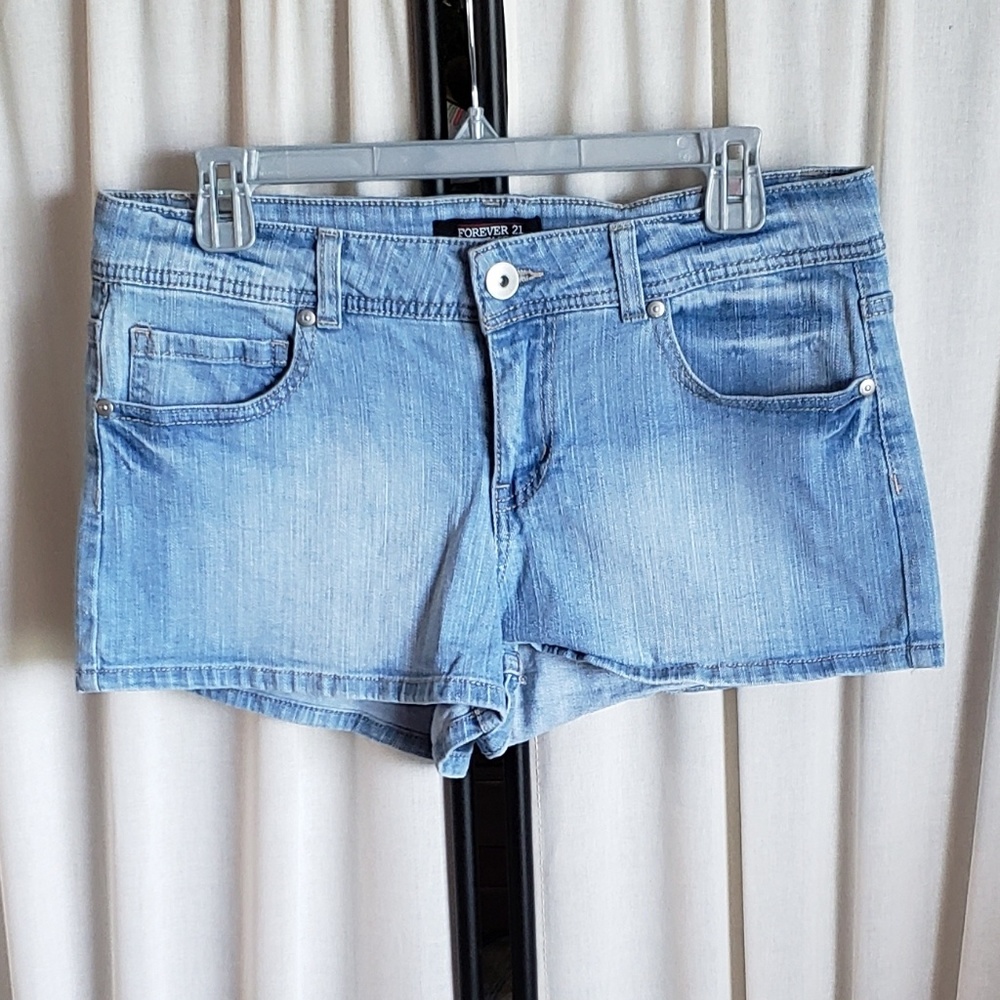 Forever 21 size 30 blue Jean shorts.